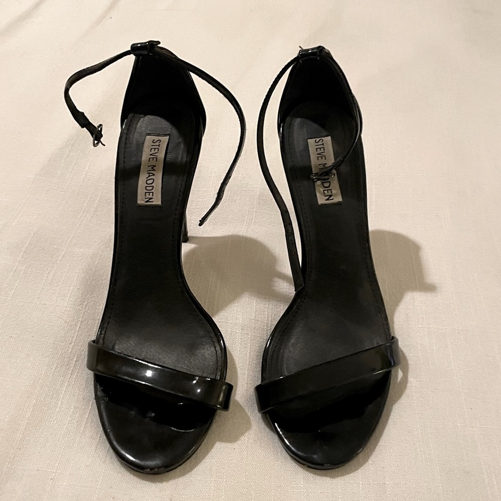 Steve Madden patent leather heels